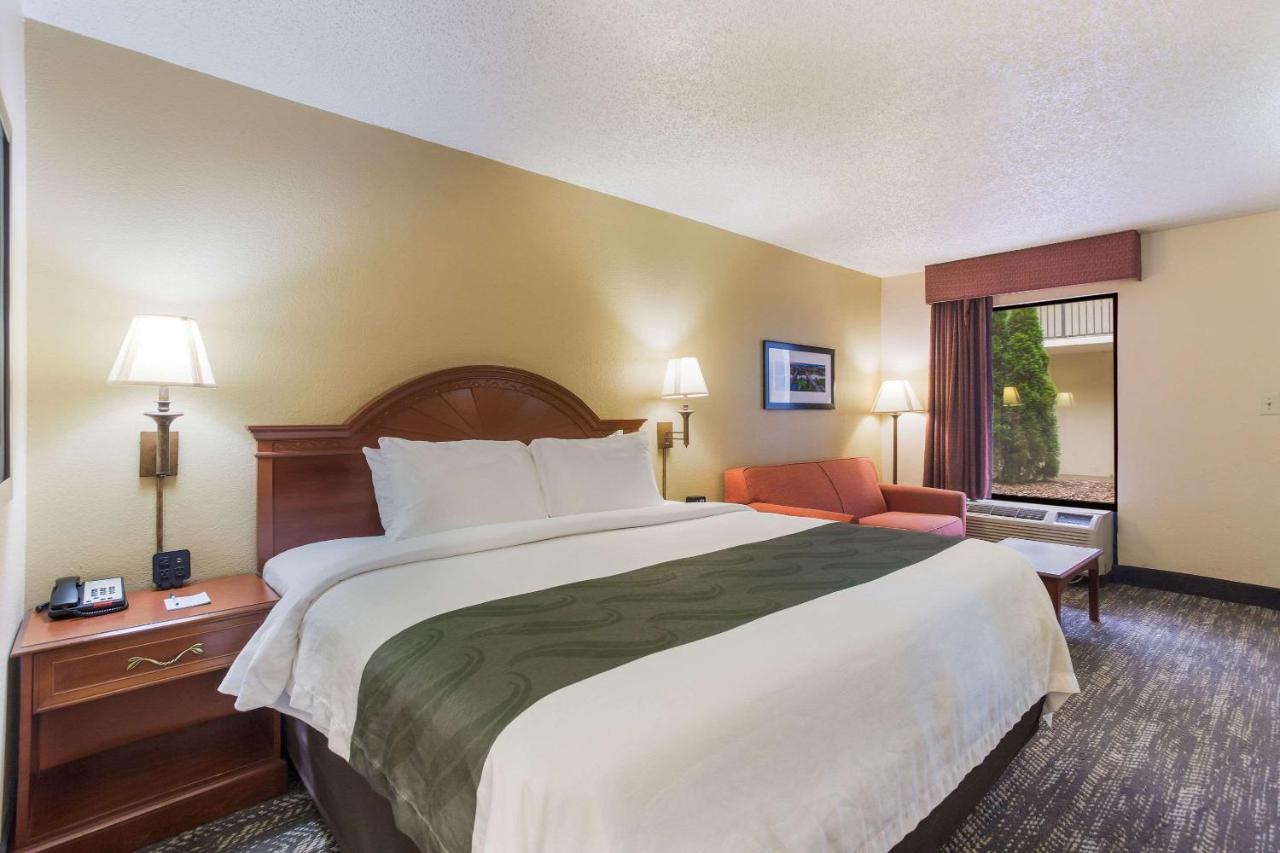Quality Inn - Hamilton Place Chattanooga Eksteriør billede
